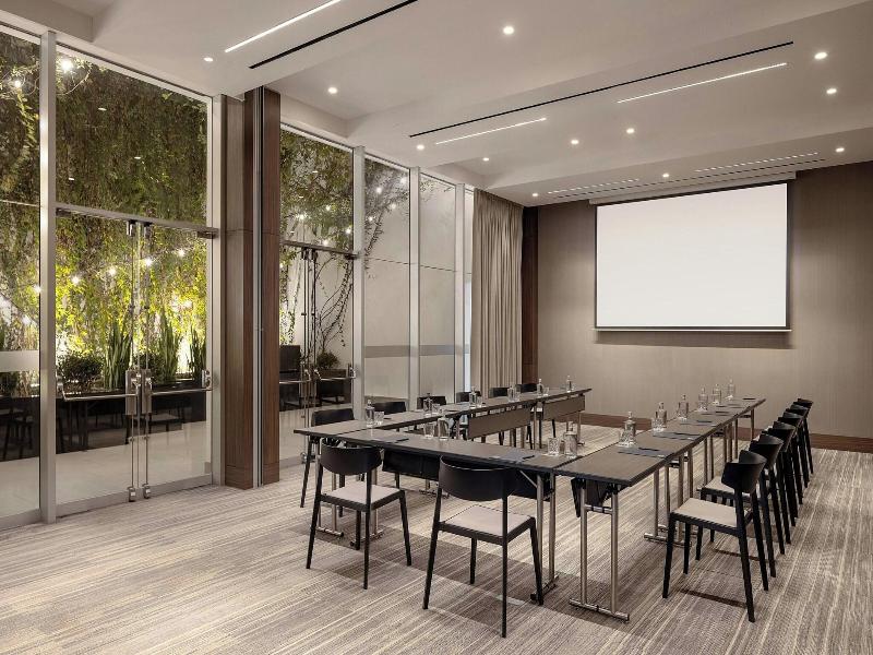 Ac Hotel Lima Miraflores image