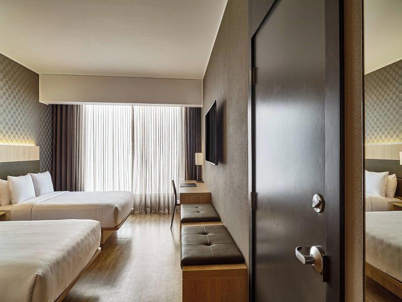 Ac Hotel Lima Miraflores image