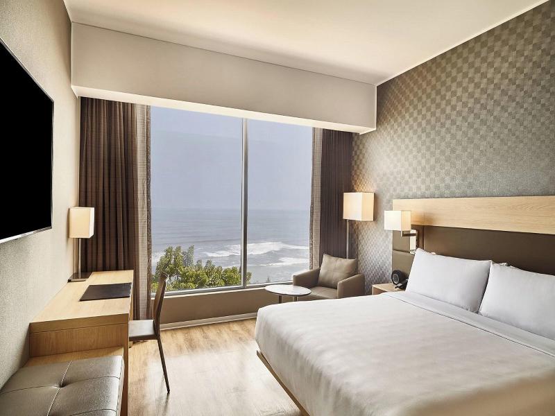 Ac Hotel Lima Miraflores image