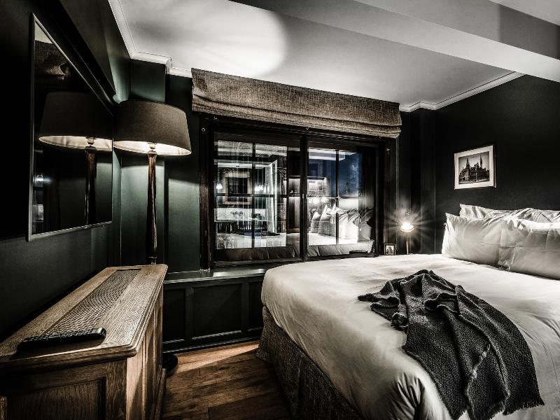 1898 The Post image