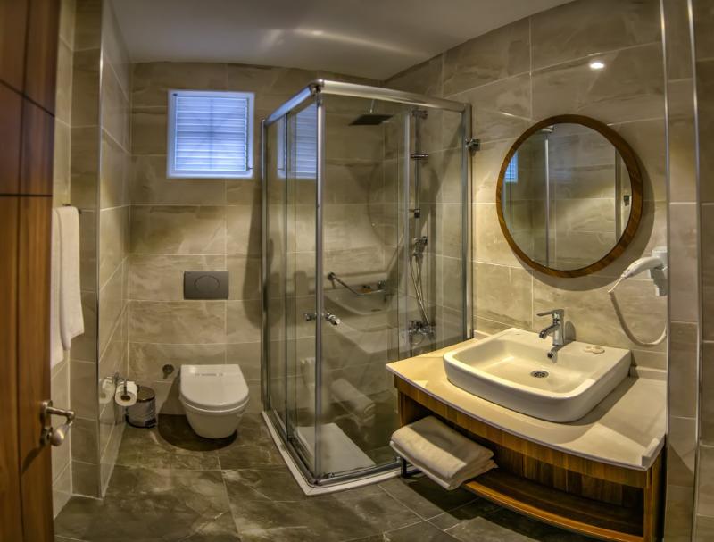 Ferah Suites Hotel image