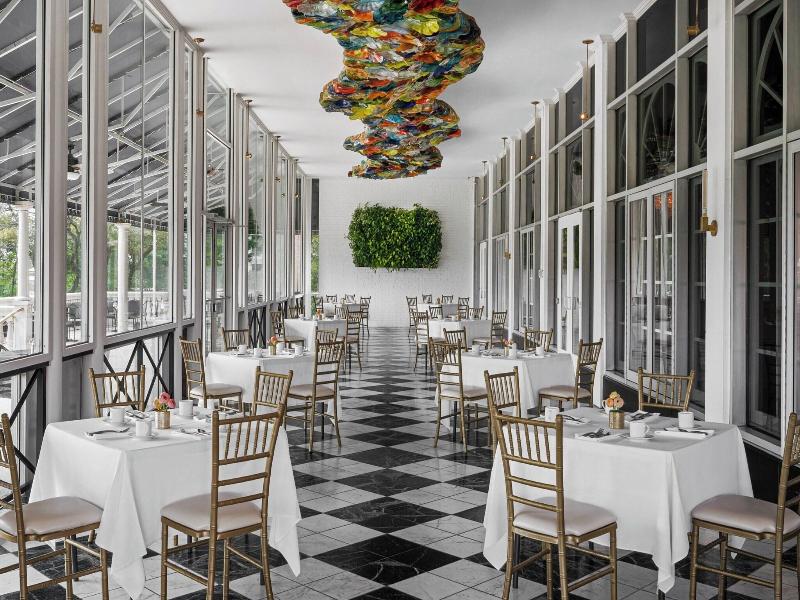 Autograph Collection The Drake Oak Brook image