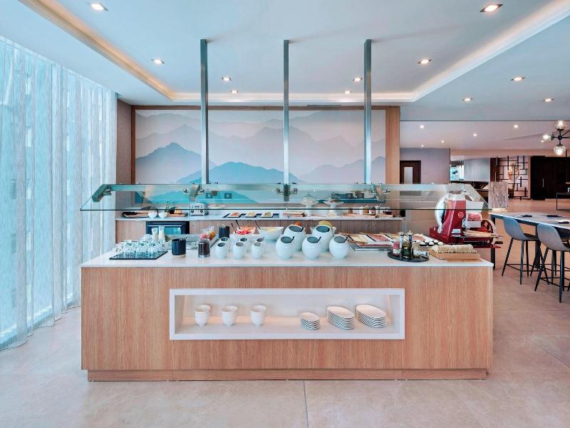 Ac Hotel San Jose Escazu image
