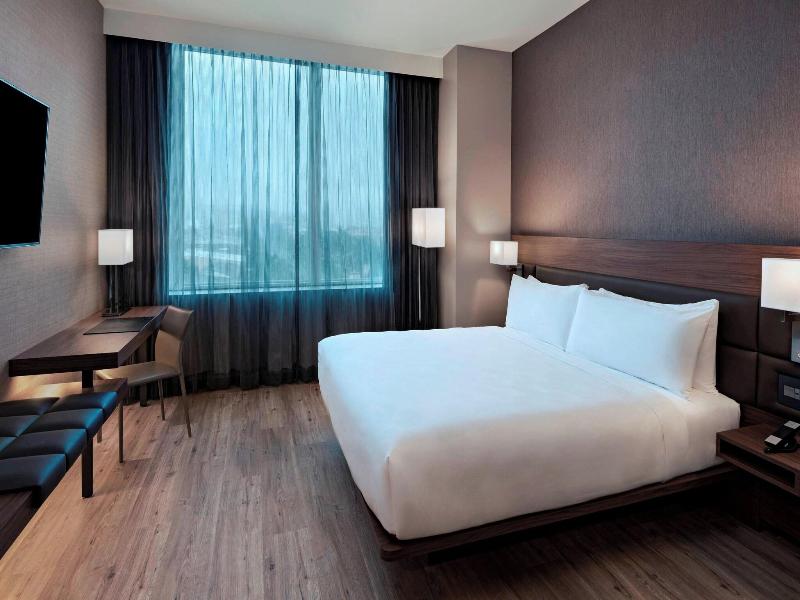 Ac Hotel San Jose Escazu image