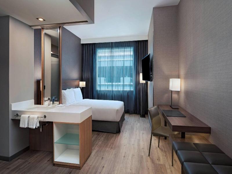 Ac Hotel San Jose Escazu image