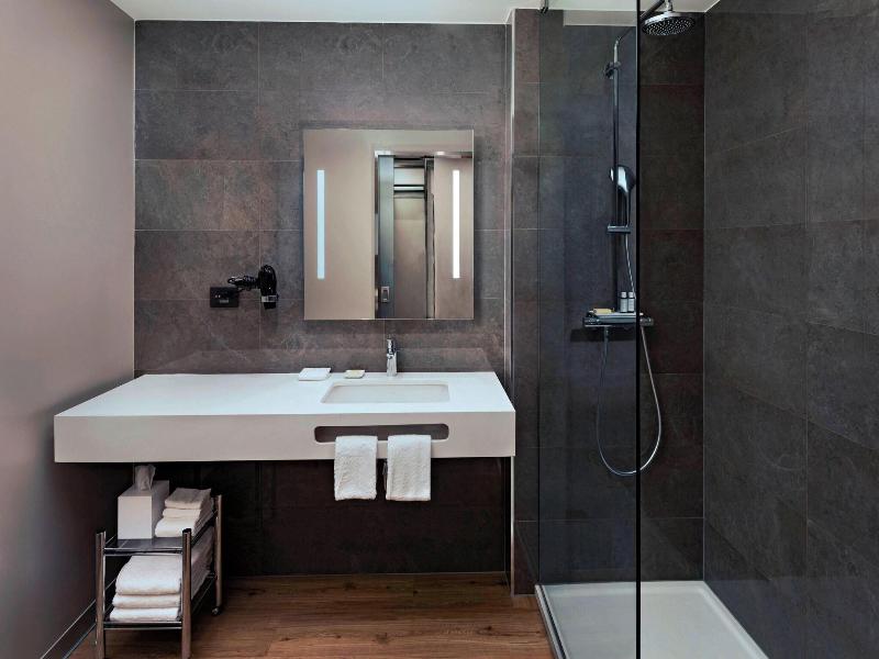 Ac Hotel San Jose Escazu image