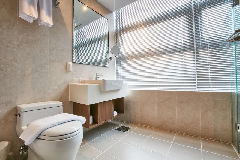 Best Western Plus Island Castle Hotel image