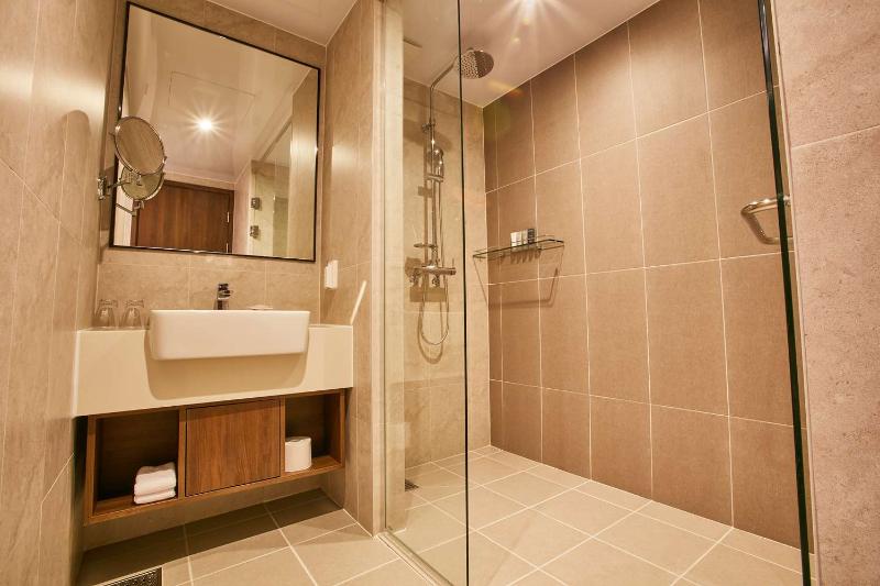 Best Western Plus Island Castle Hotel image