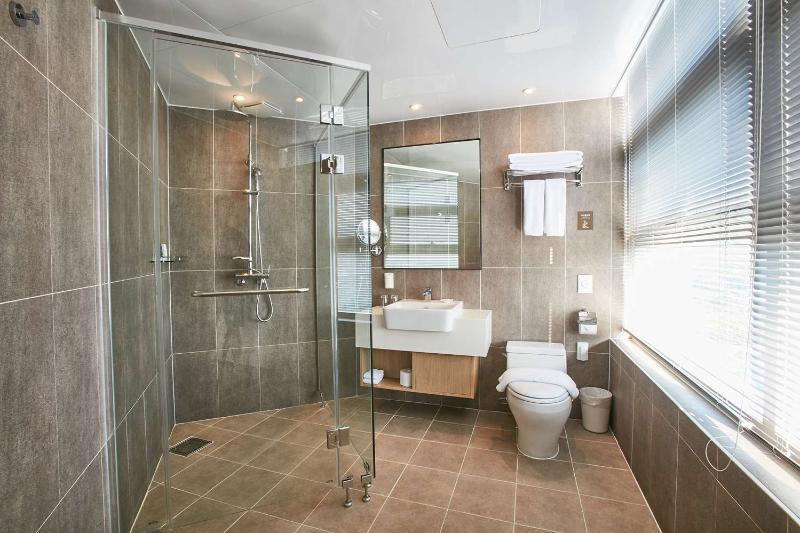 Best Western Plus Island Castle Hotel image
