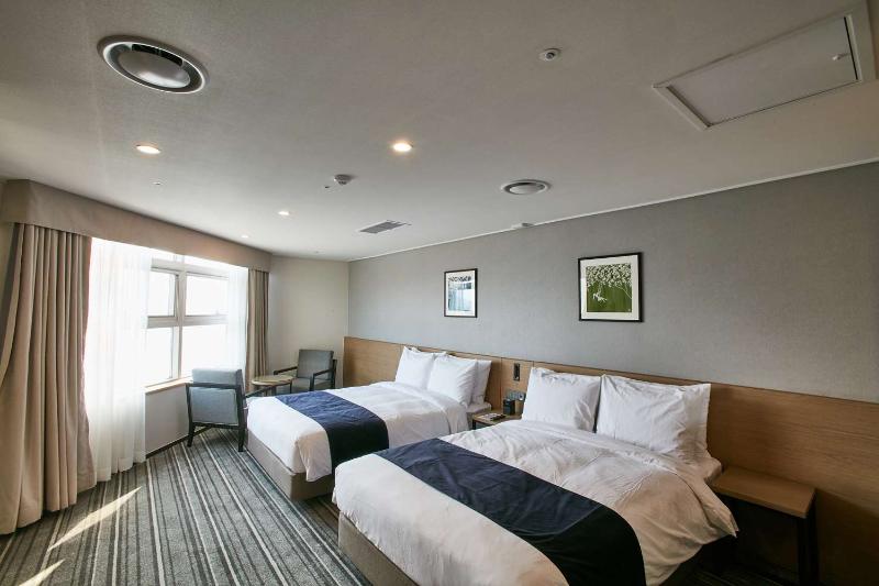 Best Western Plus Island Castle Hotel image