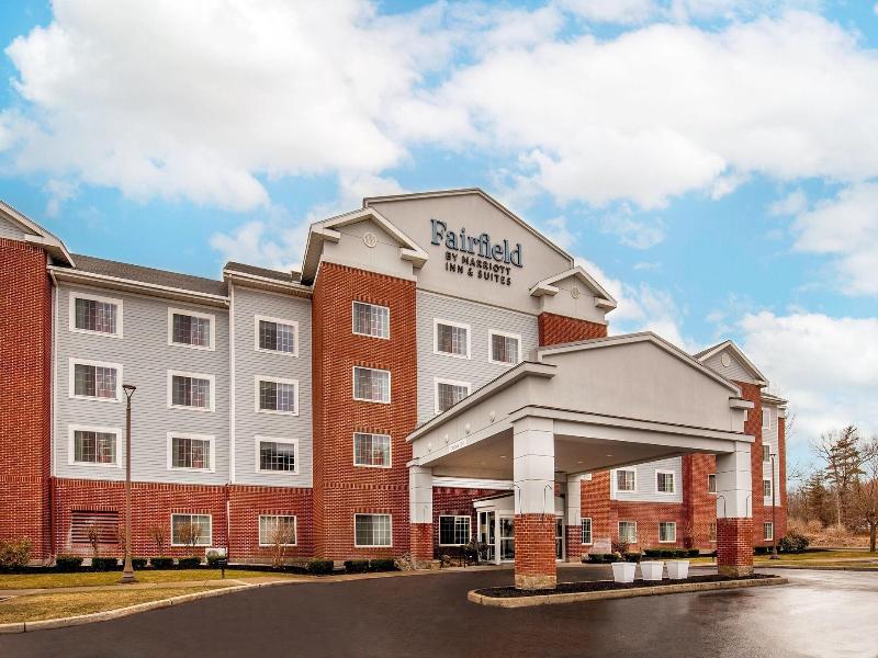 Fairfield Inn Suites Saratoga Malta image