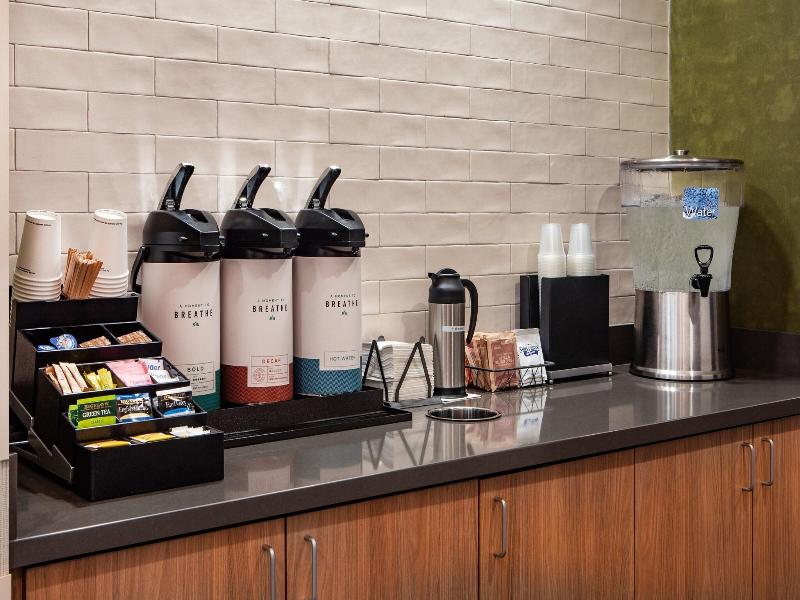 Fairfield Inn Suites Saratoga Malta image