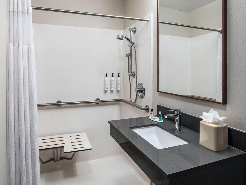 Fairfield Inn Suites Saratoga Malta image