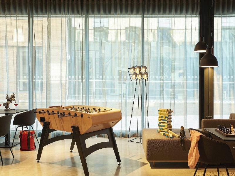Moxy York image