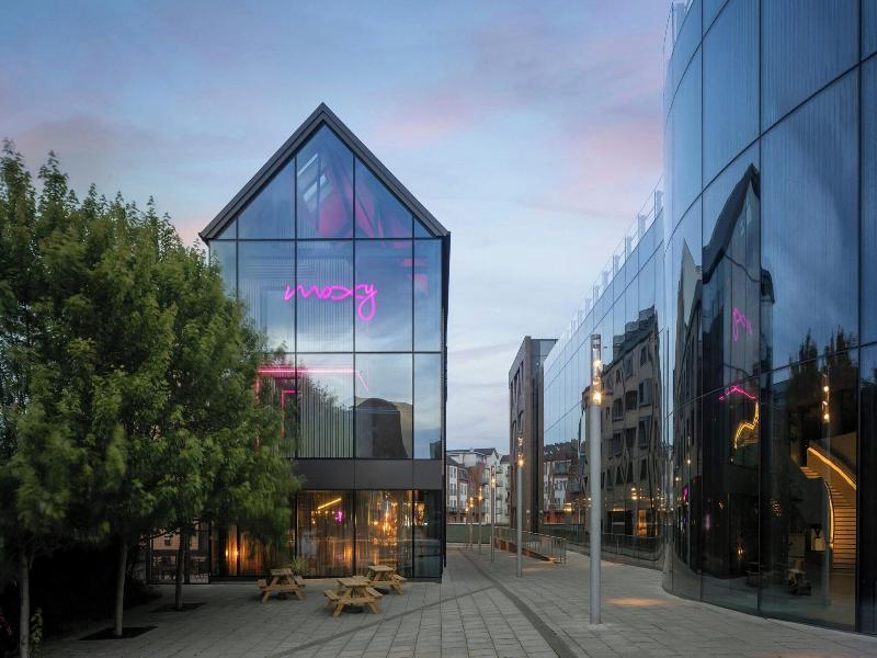 Moxy York image