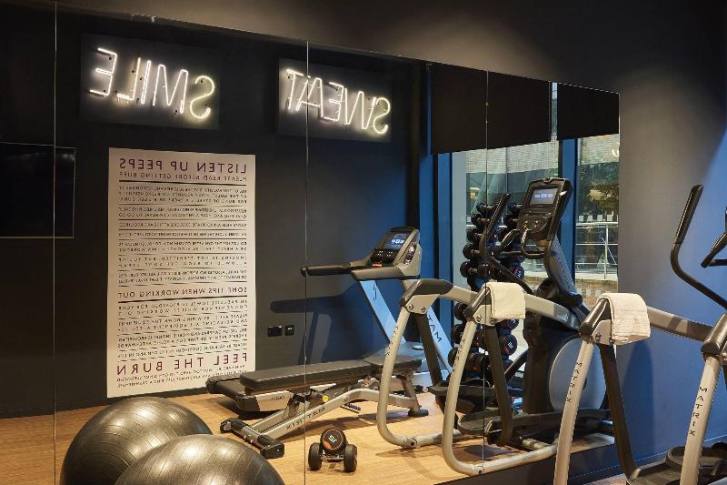 Moxy York image