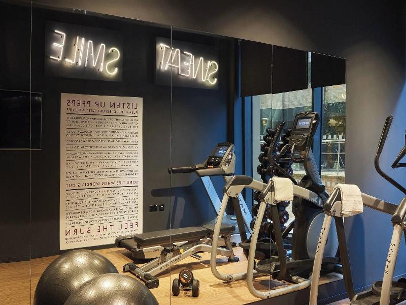 Moxy York image