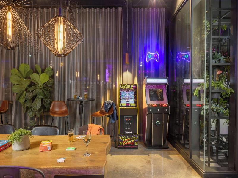 Moxy York image
