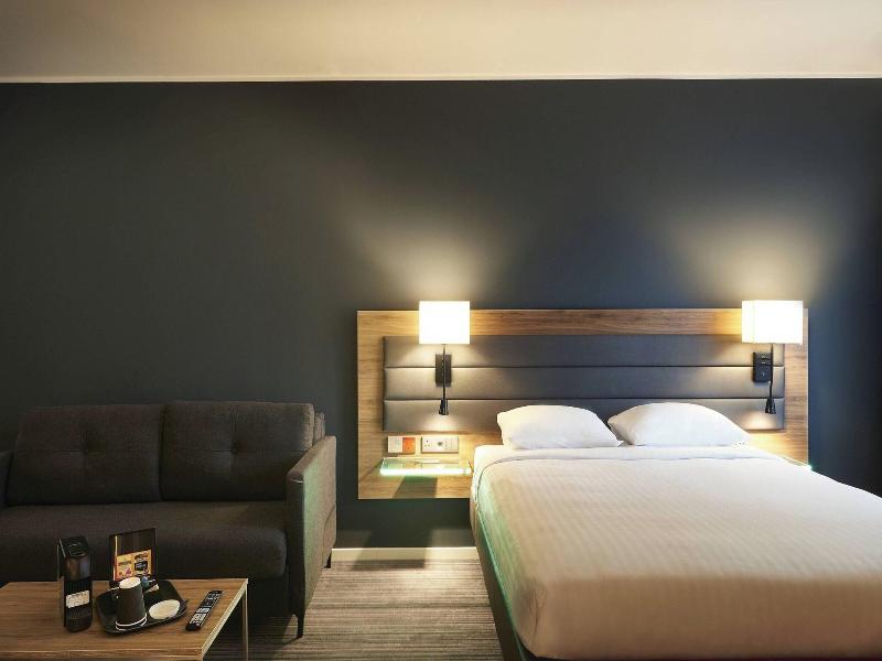 Moxy York image
