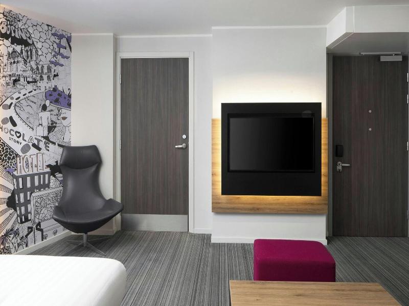 Moxy York image