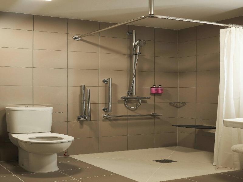 Moxy York image