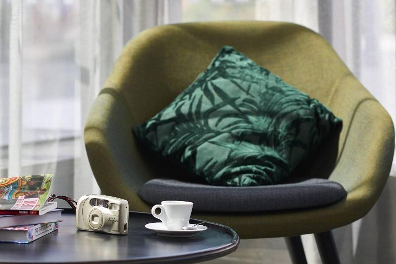 Moxy York image