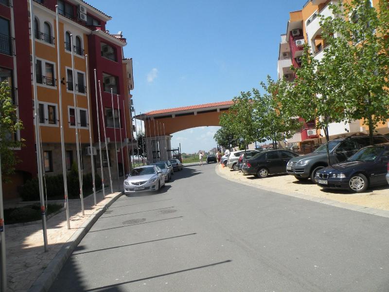 Menada Ravda Apartments