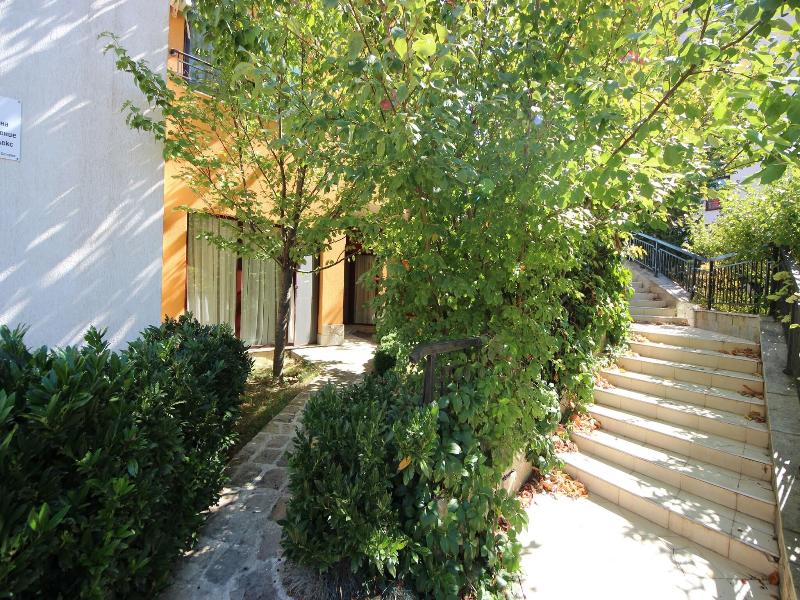 Menada Ravda Apartments
