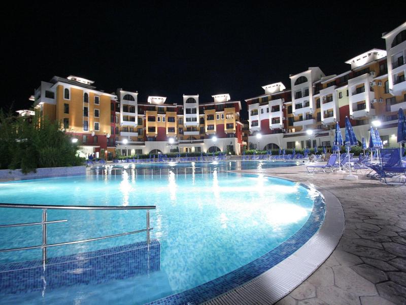 Menada Ravda Apartments