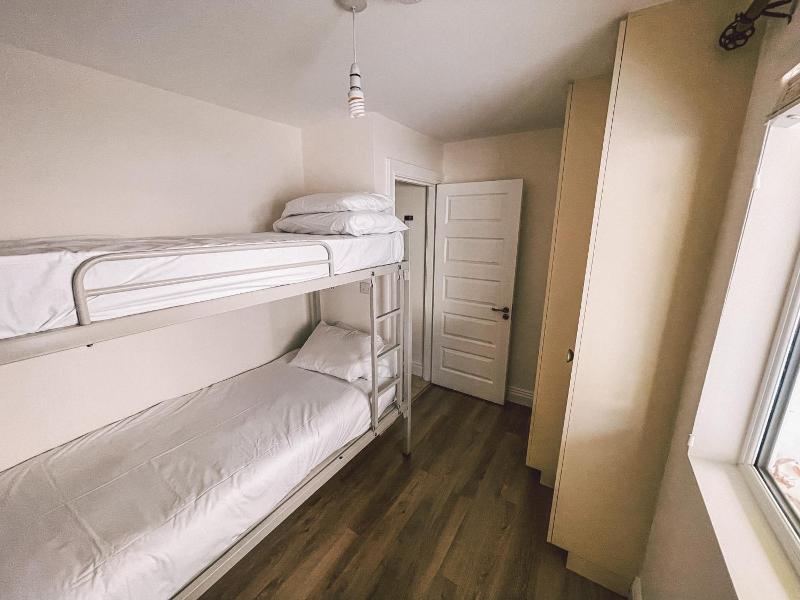 Broc House Suites image