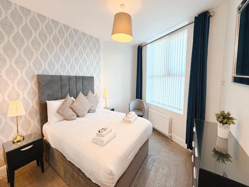 Broc House Suites image