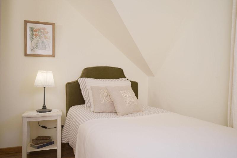Karlamuiza Country Hotel image