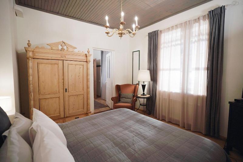 Karlamuiza Country Hotel image