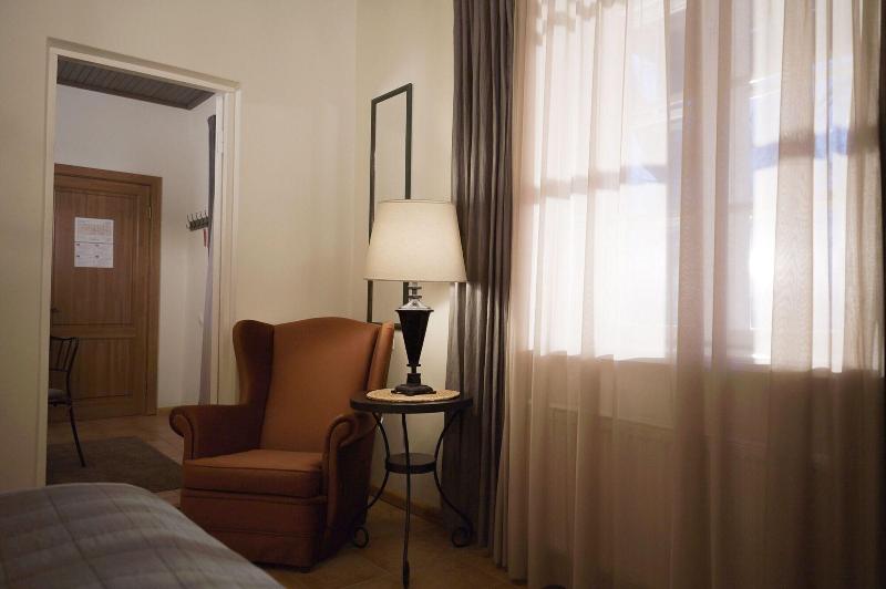 Karlamuiza Country Hotel image