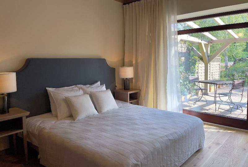 Karlamuiza Country Hotel image