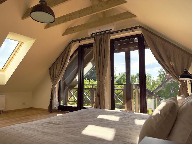 Karlamuiza Country Hotel image