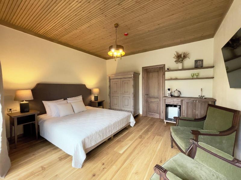 Karlamuiza Country Hotel image