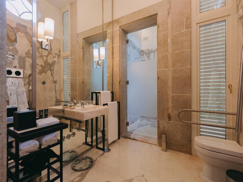 Torel Palace Porto image