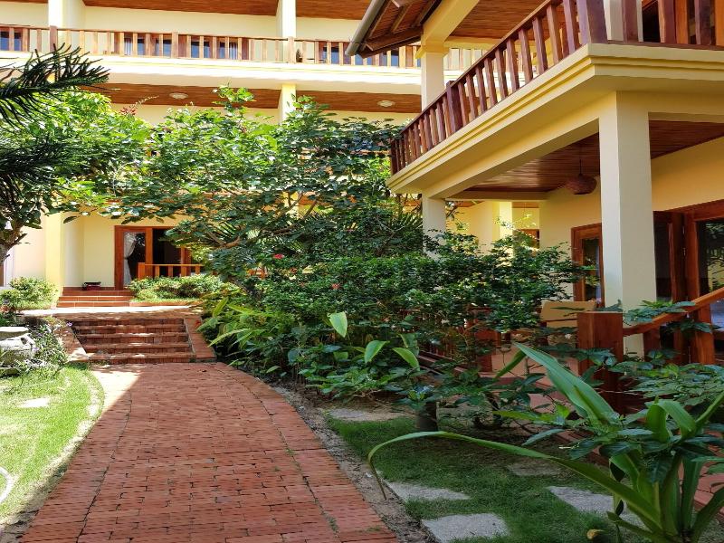 Freebeach Resort 