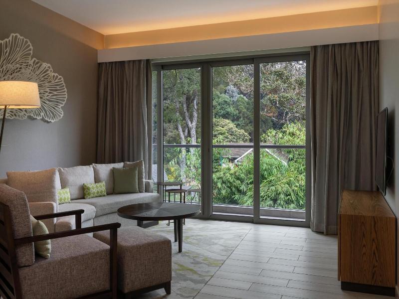 Radisson Blu Hotel & Residence Nairobi Arboretum image