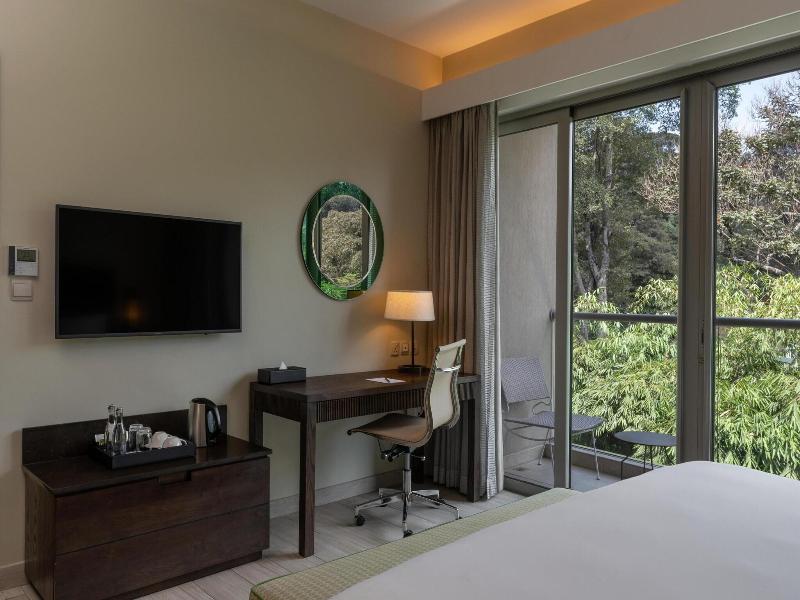 Radisson Blu Hotel & Residence Nairobi Arboretum image