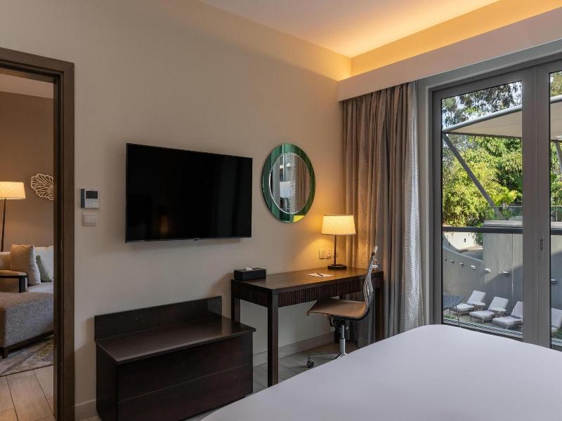 Radisson Blu Hotel & Residence Nairobi Arboretum image