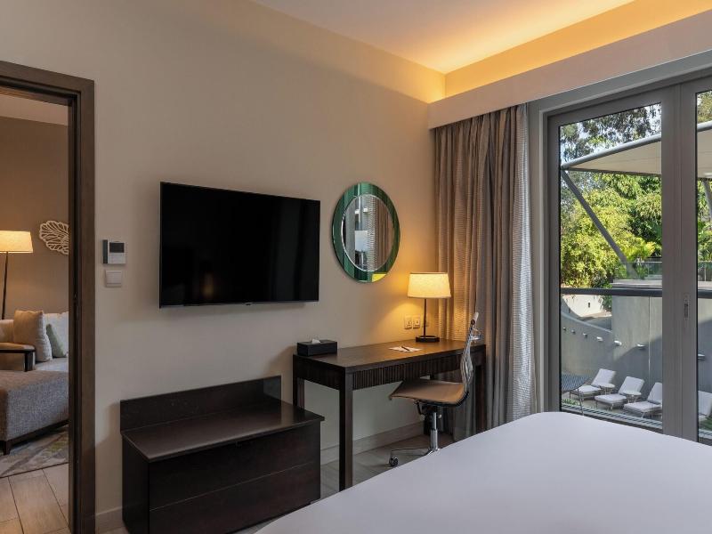Radisson Blu Hotel & Residence Nairobi Arboretum image