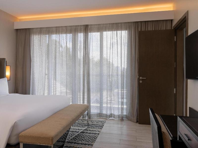 Radisson Blu Hotel & Residence Nairobi Arboretum image