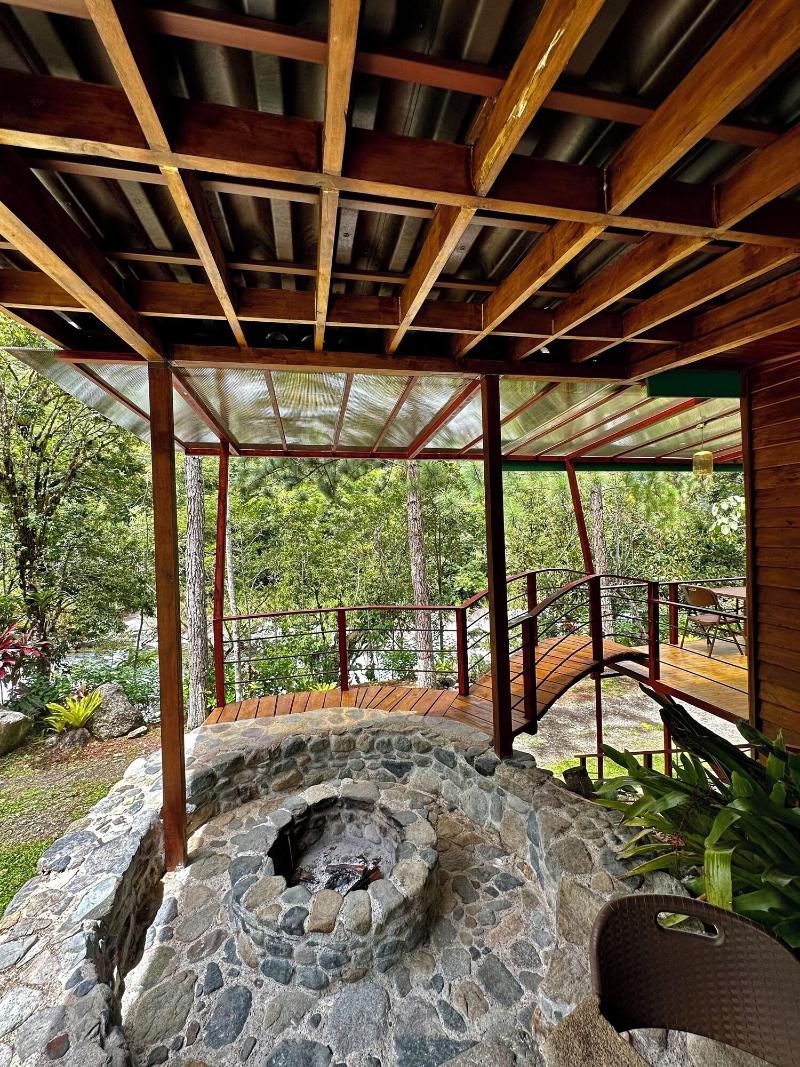 El Pelicano image