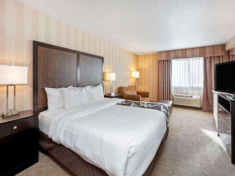 La Quinta Inn Suites By Wyndham Boise Towne Square image