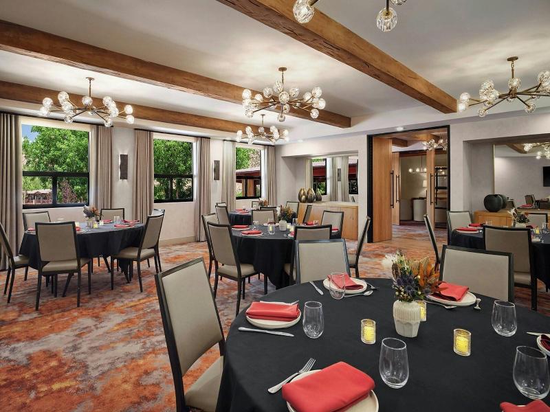 Red Cliffs Lodge Zion, a Tribute Portfolio Hotel image