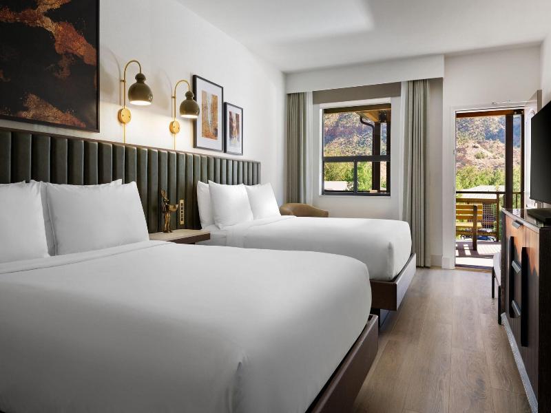Red Cliffs Lodge Zion, a Tribute Portfolio Hotel image