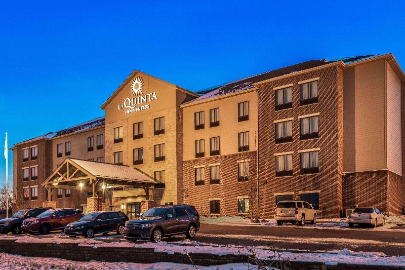 La Quinta Inn Suites By Wyndham Sioux Falls
