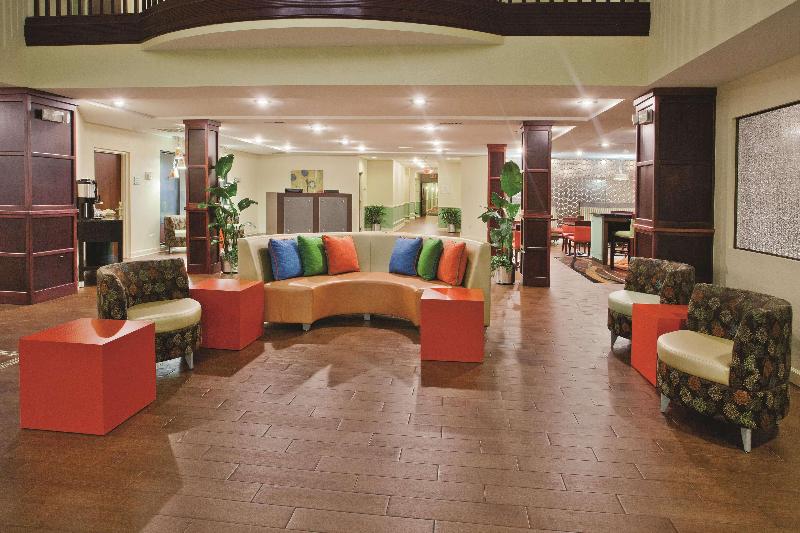 La Quinta Inn Suites By Wyndham Florence image